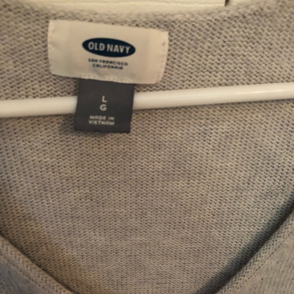 Heather gray v neck sweater old navy - Picture 2 of 4